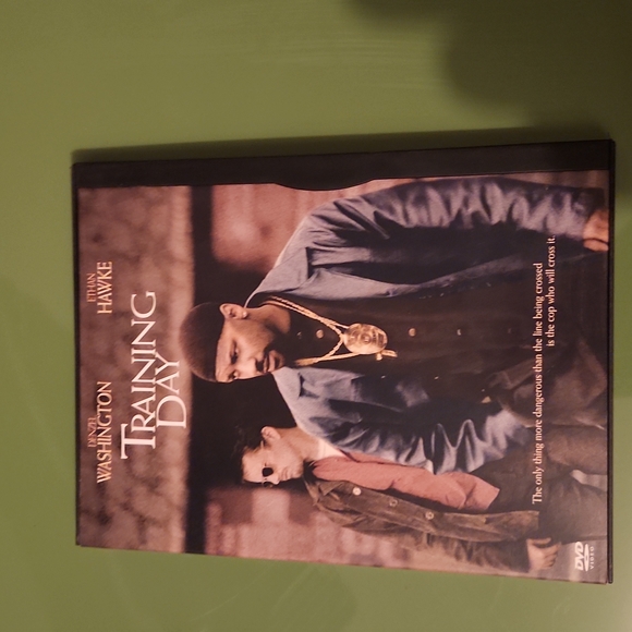 5 dvds - Picture 5 of 5